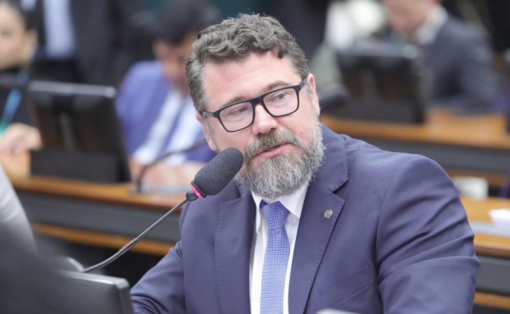 CCJC aprova projeto que pune invasores de terras