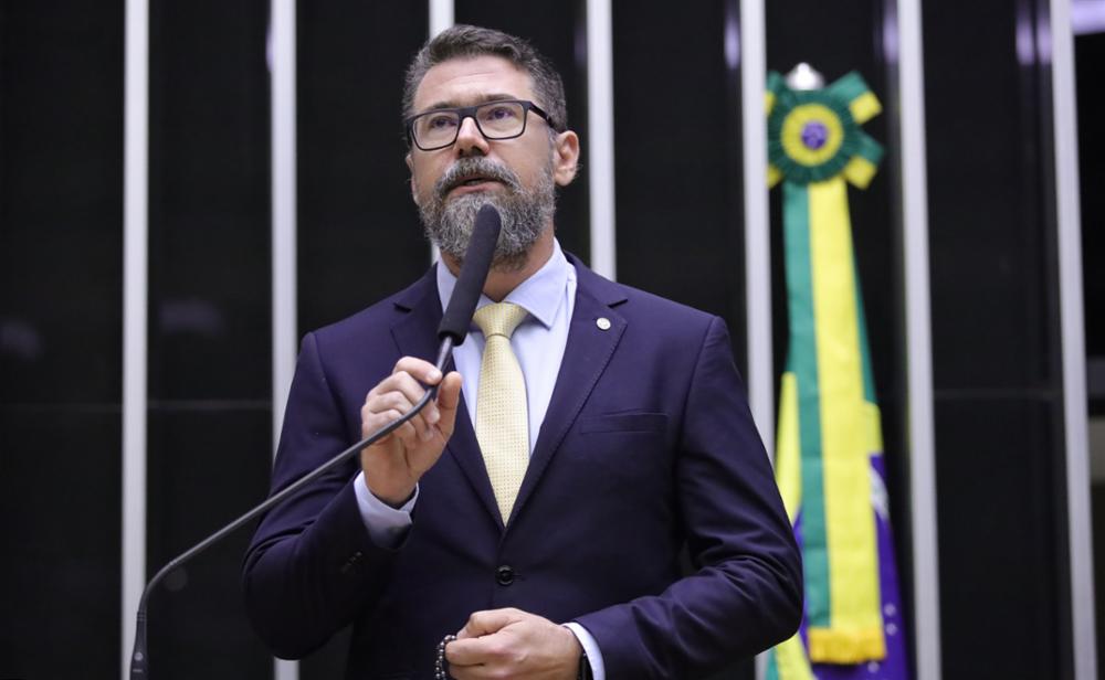 Comissão aprova projeto do Deputado Marcos Pollon para salas reservadas em IMLs para atender crianças e adolescentes vítimas de violência