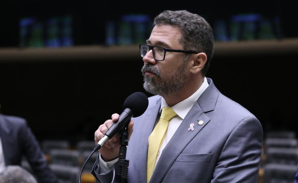 Comissão aprova projeto que permite novos registros de CACs, escolas e clubes de tiro